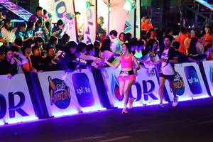 BIB: 
                            <button type="button" onclick="openModal(24271084)" class="btn btn-primary btn-sm float-right btn-popup" data-toggle="modal" data-target=".modal-high-quality">
                        <i class="fas fa-shopping-cart"></i> Add to Cart
                    </button>
                                            <button type="button" onclick="isThisMe(24271084, true)" class="btn btn-success btn-sm float-right btn-popup btn-isme hidden" data-toggle="tooltip" data-placement="bottom" title="นี่คือรูปของคุณใช่ไหม คลิกที่นี่เพื่อเอาเข้าอัลบั้ม">
                        <i class="fas fa-plus"></i> Add to album
                    </button>
                    <button type="button" onclick="isThisMe(24271084, false)" class="btn btn-warning btn-sm float-right btn-popup btn-isnotme hidden">
                        <i class="fas fa-ban"></i> Remove from album
                    </button>